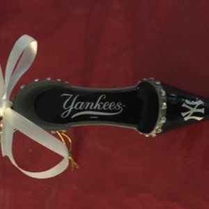 New York Yankees High Heel Shoe Ornament *NEW*